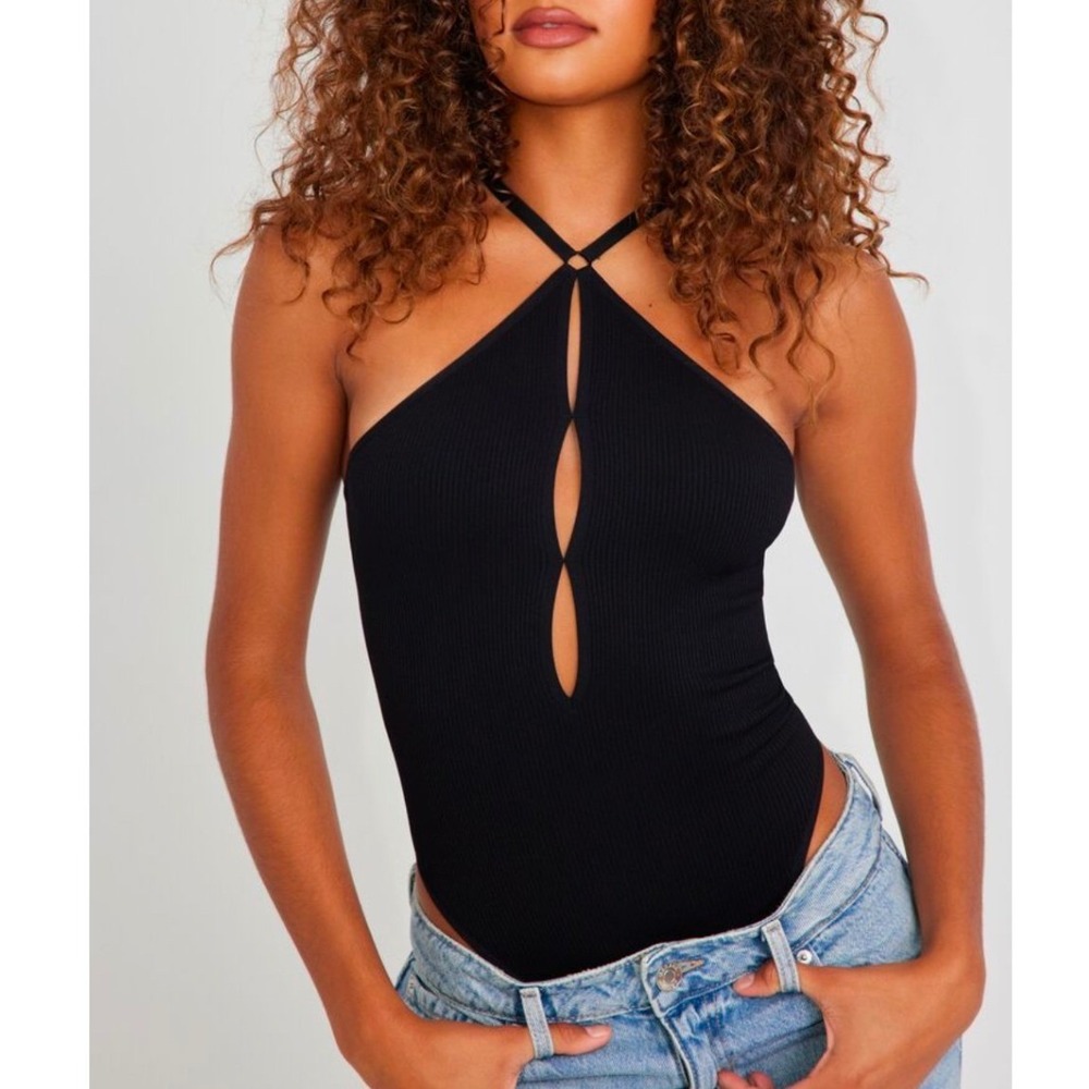 GARAGE Black Ribbed Seamless Keyhole Halter Bodysuit XS